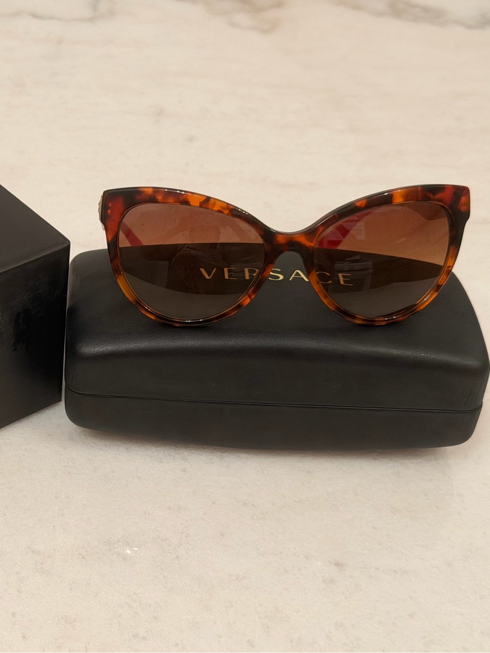 Versace Tortoiseshell Cat-Eye Sunglasses - Brown Lenses